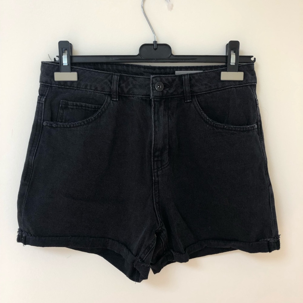 Vero Moda Black Denim Shorts